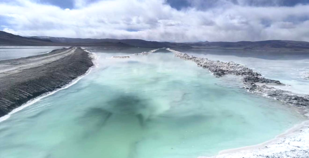 倍头条 | 厚积薄发，豪门国际官网与西藏矿业签定研发合作和谈！