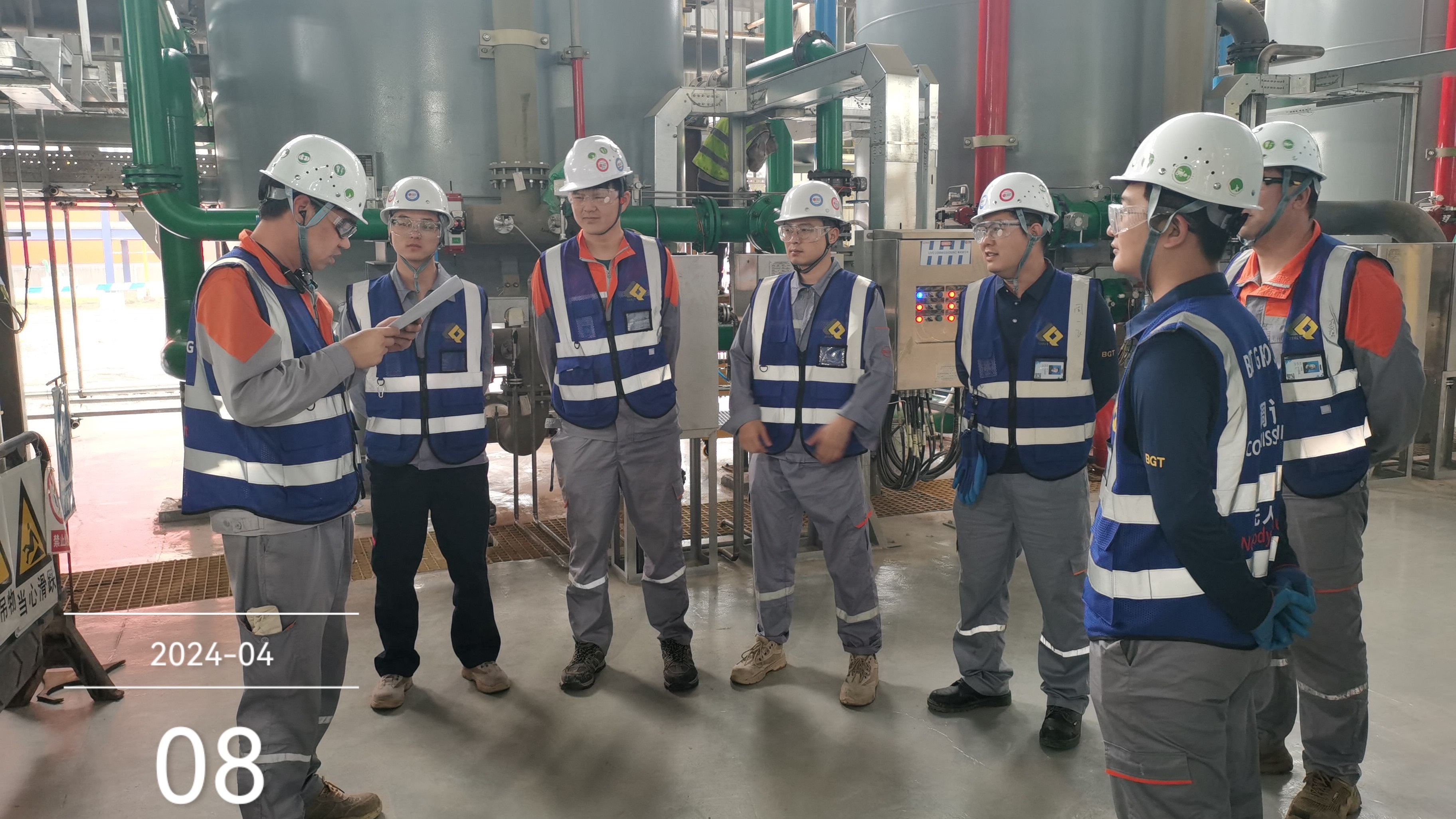 倍庆幸 | 开车成功、产水合格！赞美大会进行时 