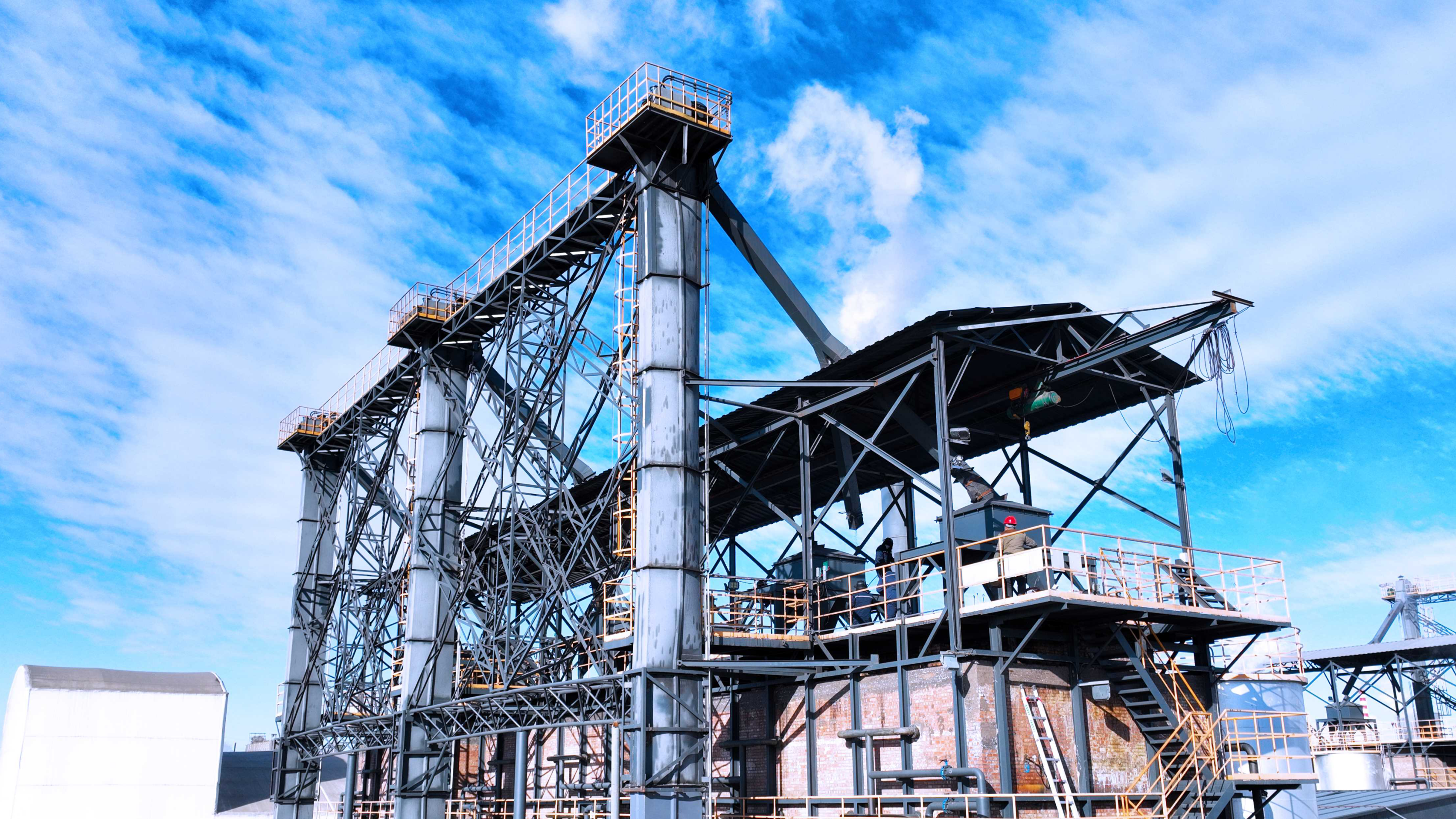 豪门国际官网集团召开2024年度高级治理人员工作会议 